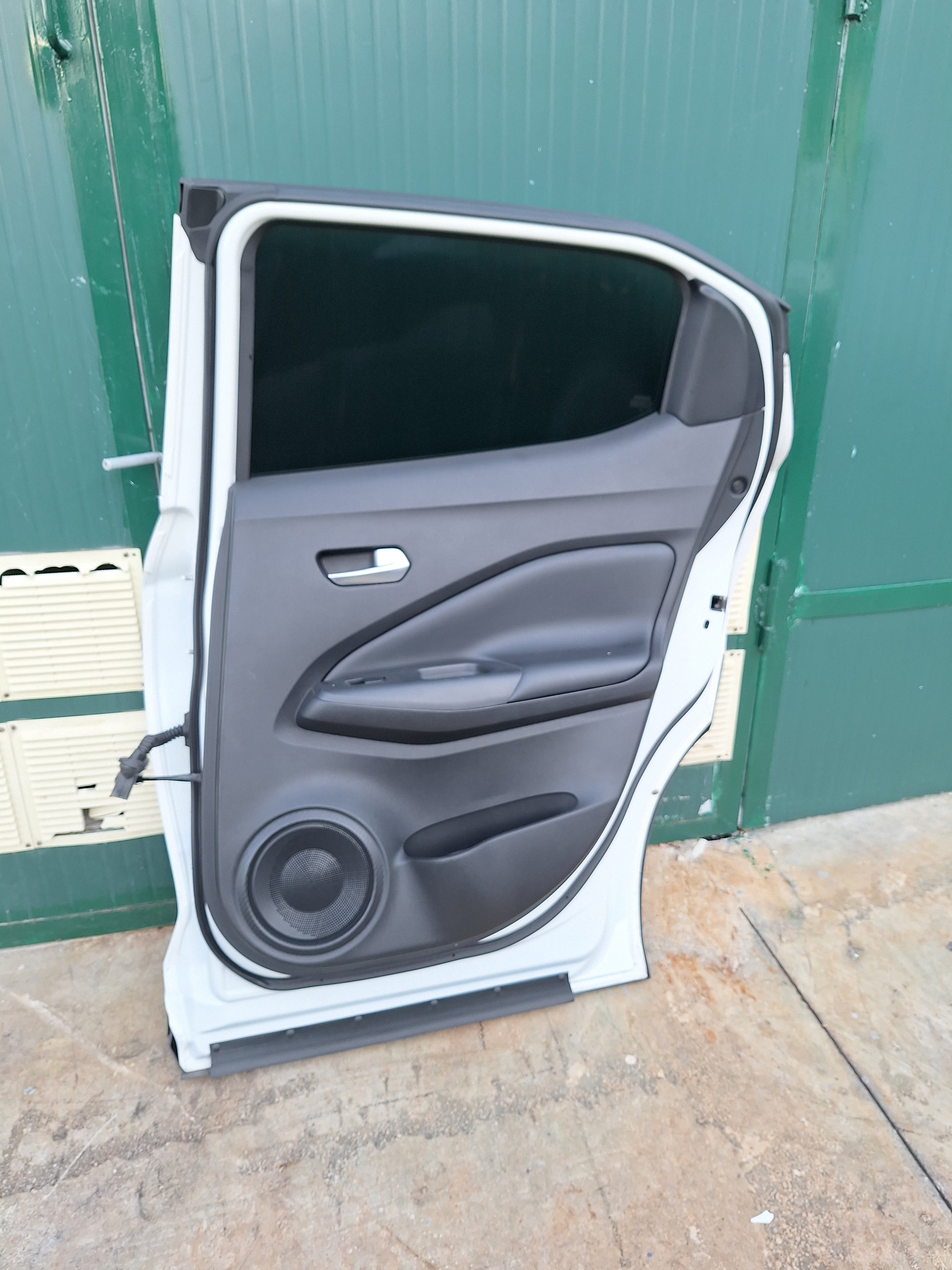 Porta posteriore destra Nissan Juke F16 2023